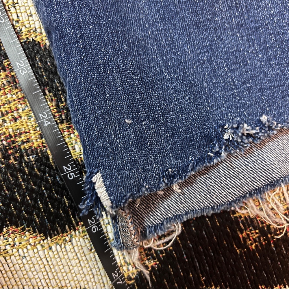 GAP real straight embellished jeans with raw hem - Picture 12 of 13